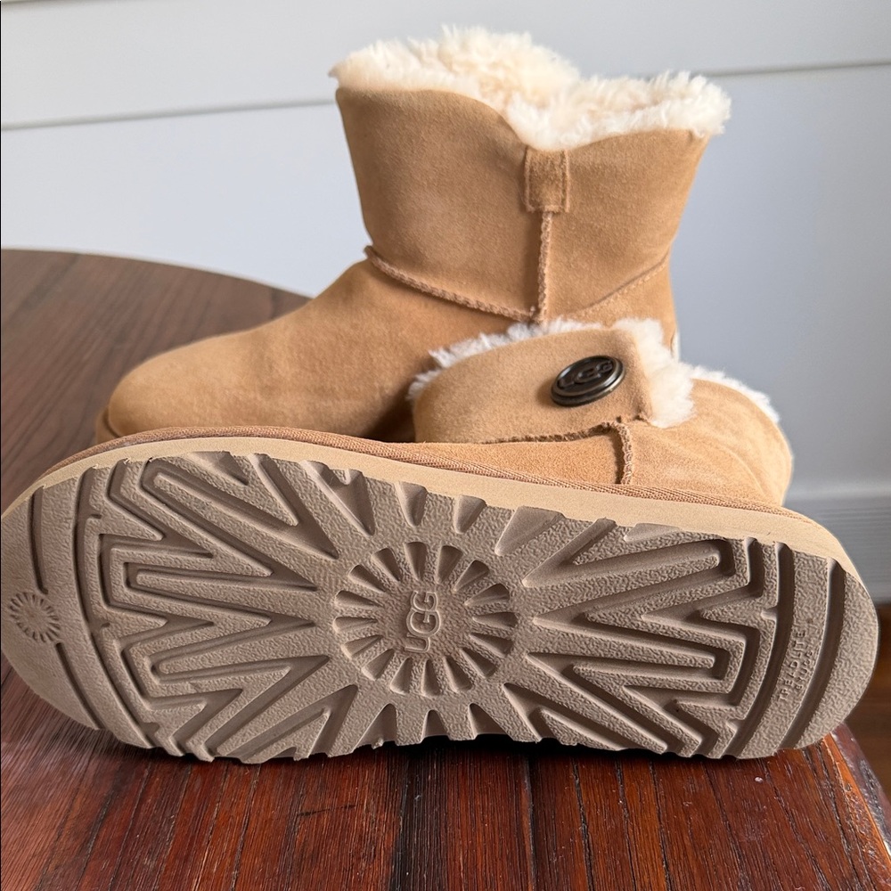 UGG Chestnut Mini Bailey with Snaps Shearling Ank… - image 2